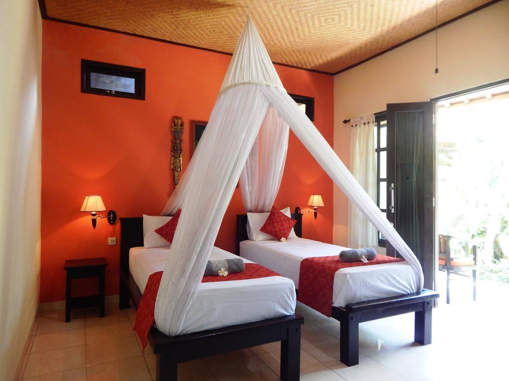 Giri Sari Guest House Pemuteran Esterno foto