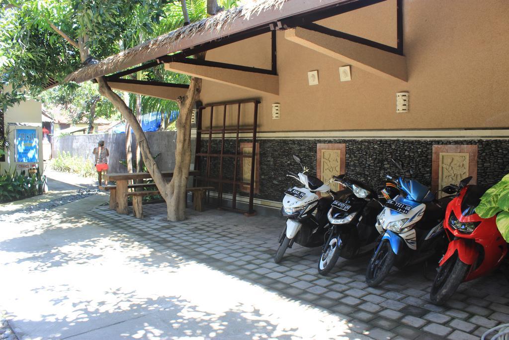Giri Sari Guest House Pemuteran Esterno foto