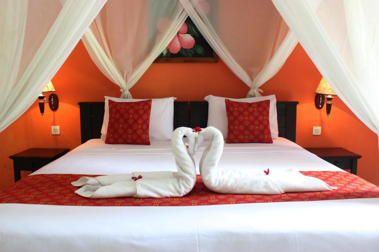 Giri Sari Guest House Pemuteran Esterno foto